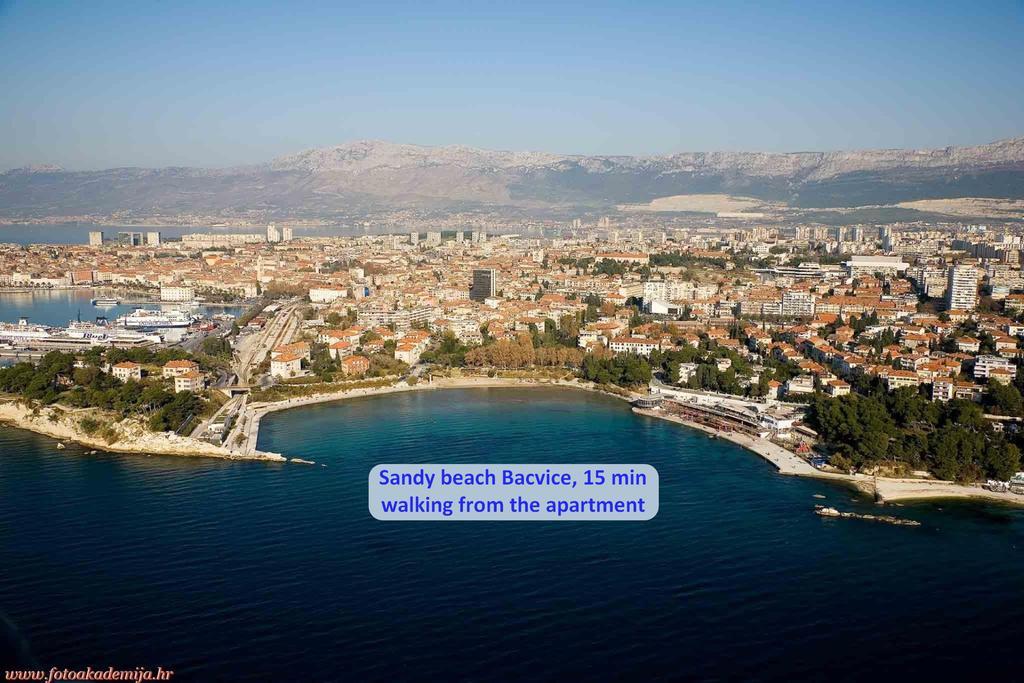 Chic Apartment In Center Split Kamer foto