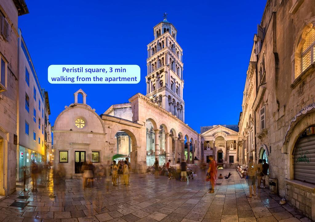 Chic Apartment In Center Split Kamer foto