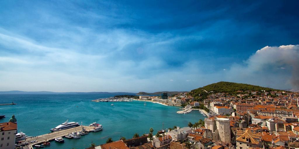 Chic Apartment In Center Split Kamer foto